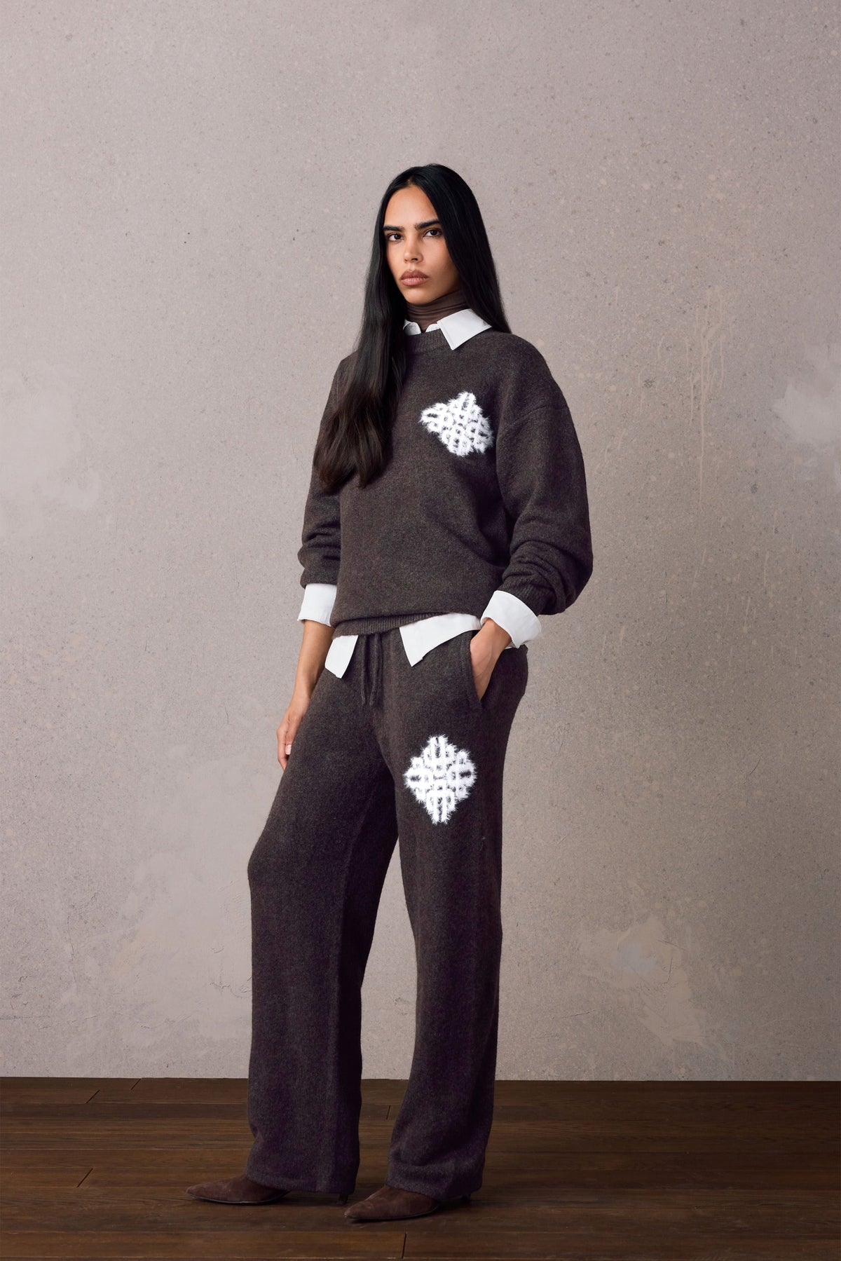 Couture Club Emblem Fluffy Knit Joggers - Brown