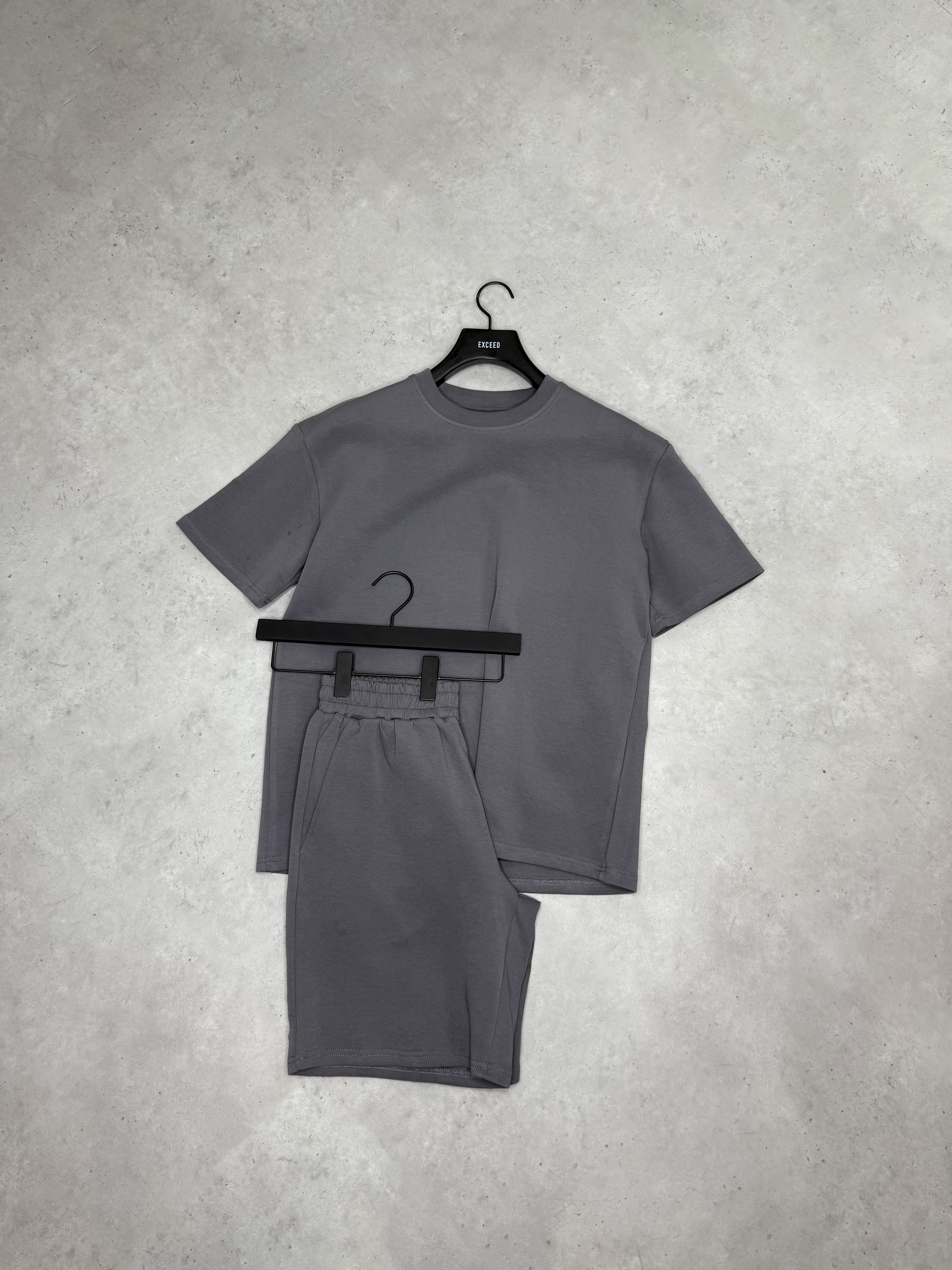 Exceed Luxe Relaxed T Shirt - Dark Grey