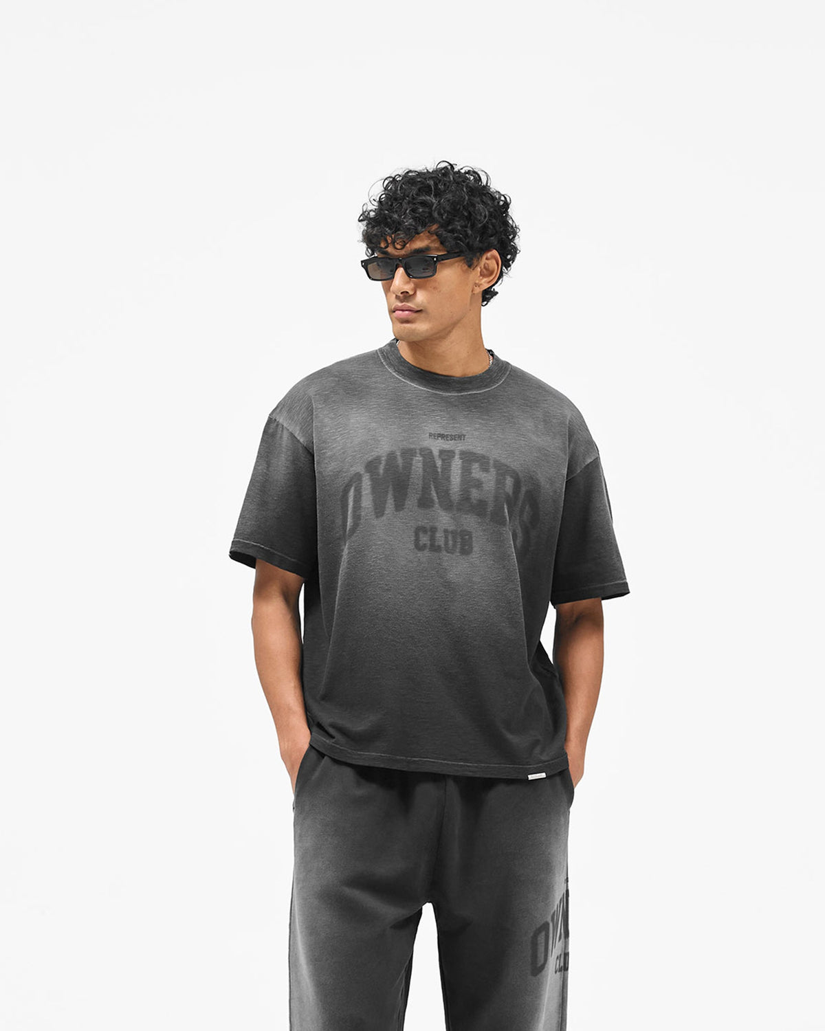 Represent Owners T-Shirt - Weathered Black