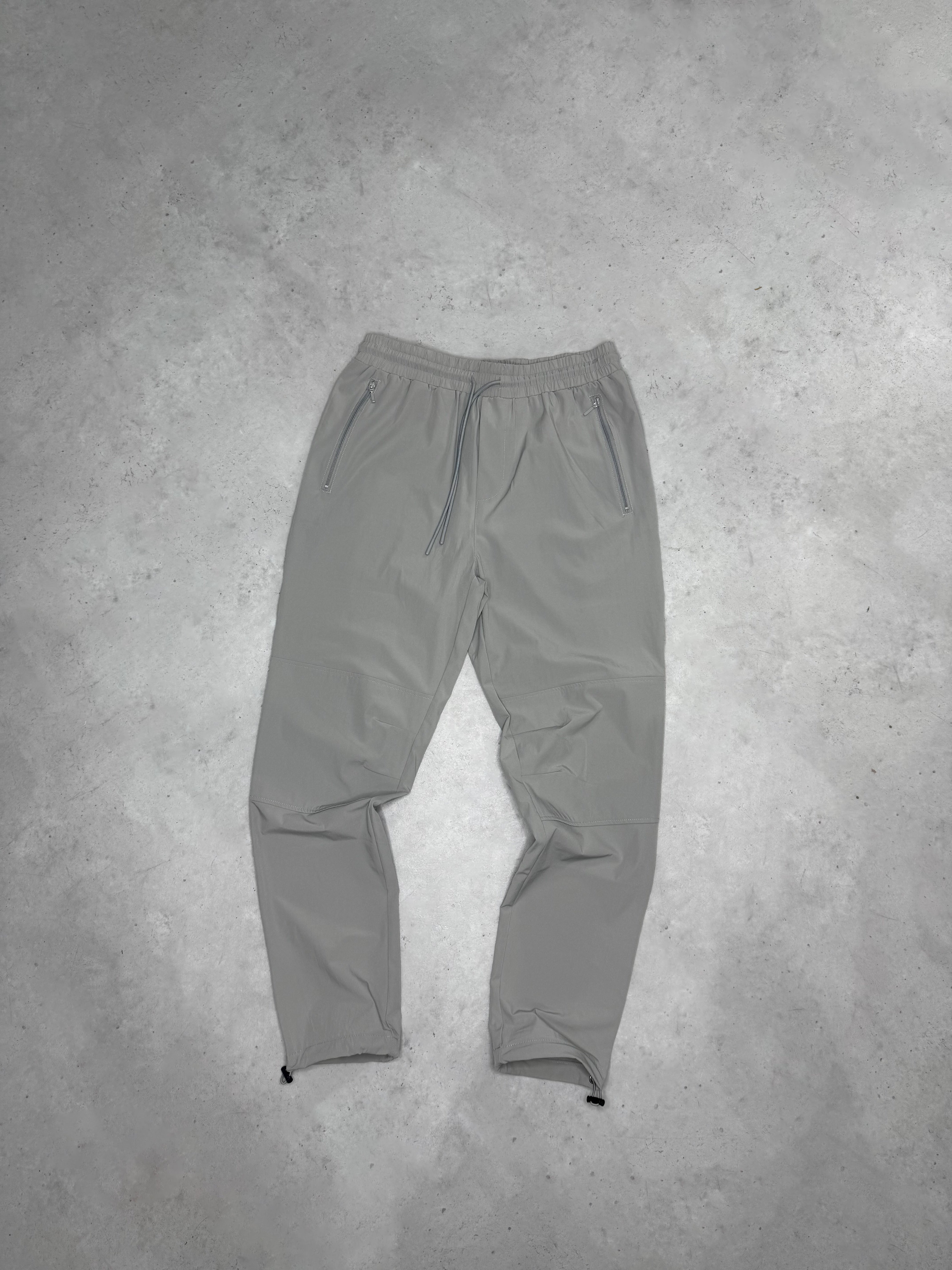 Exceed Tech Pant - Light Grey