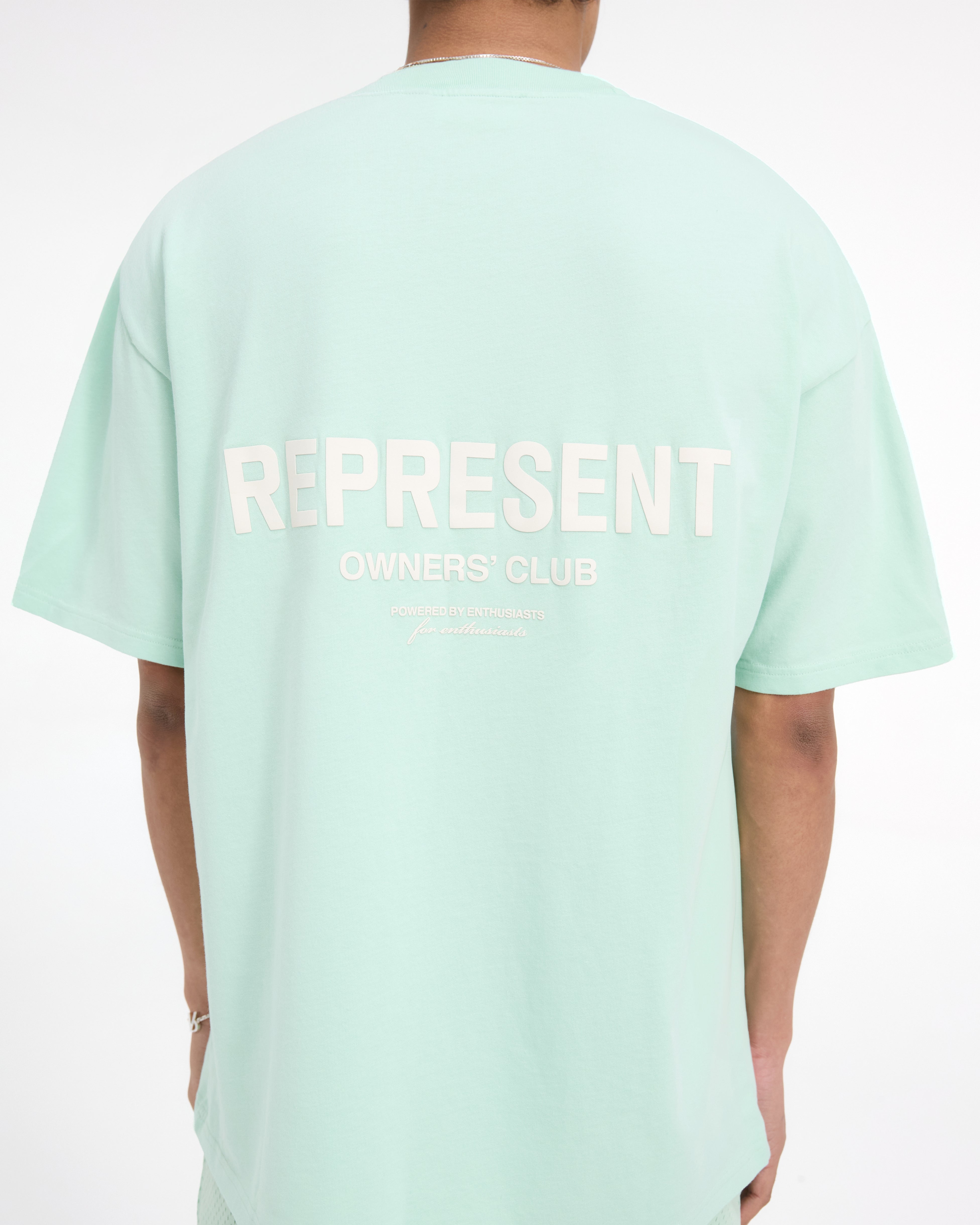 Represent Owners Club T-Shirt Pistachio - Exceed Exclusive