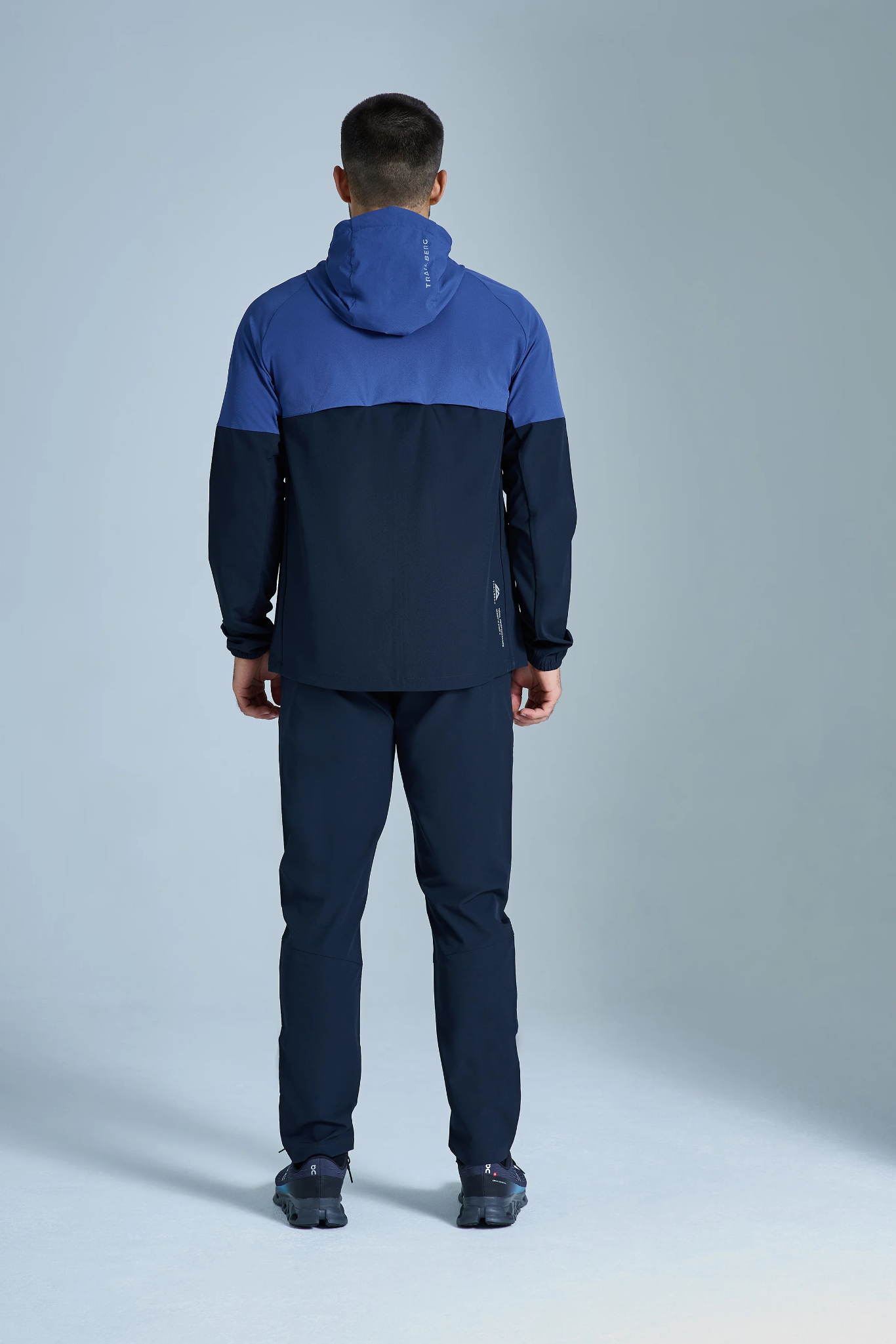 Trailberg AW25 Cloud Tracksuit - Deep Ocean/Chroma Blue