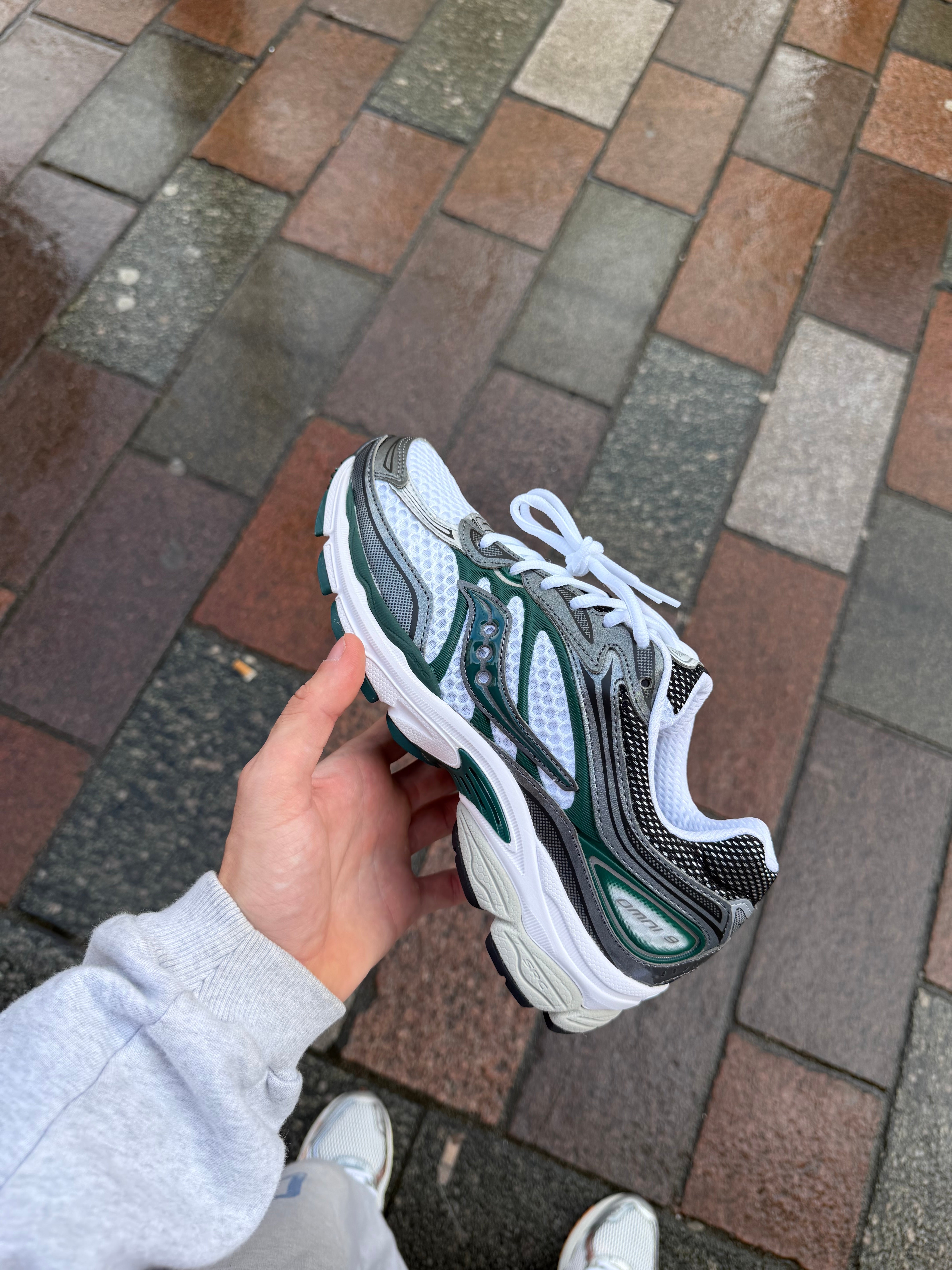 Saucony Progrid Omni 9 - Gadget/Pine