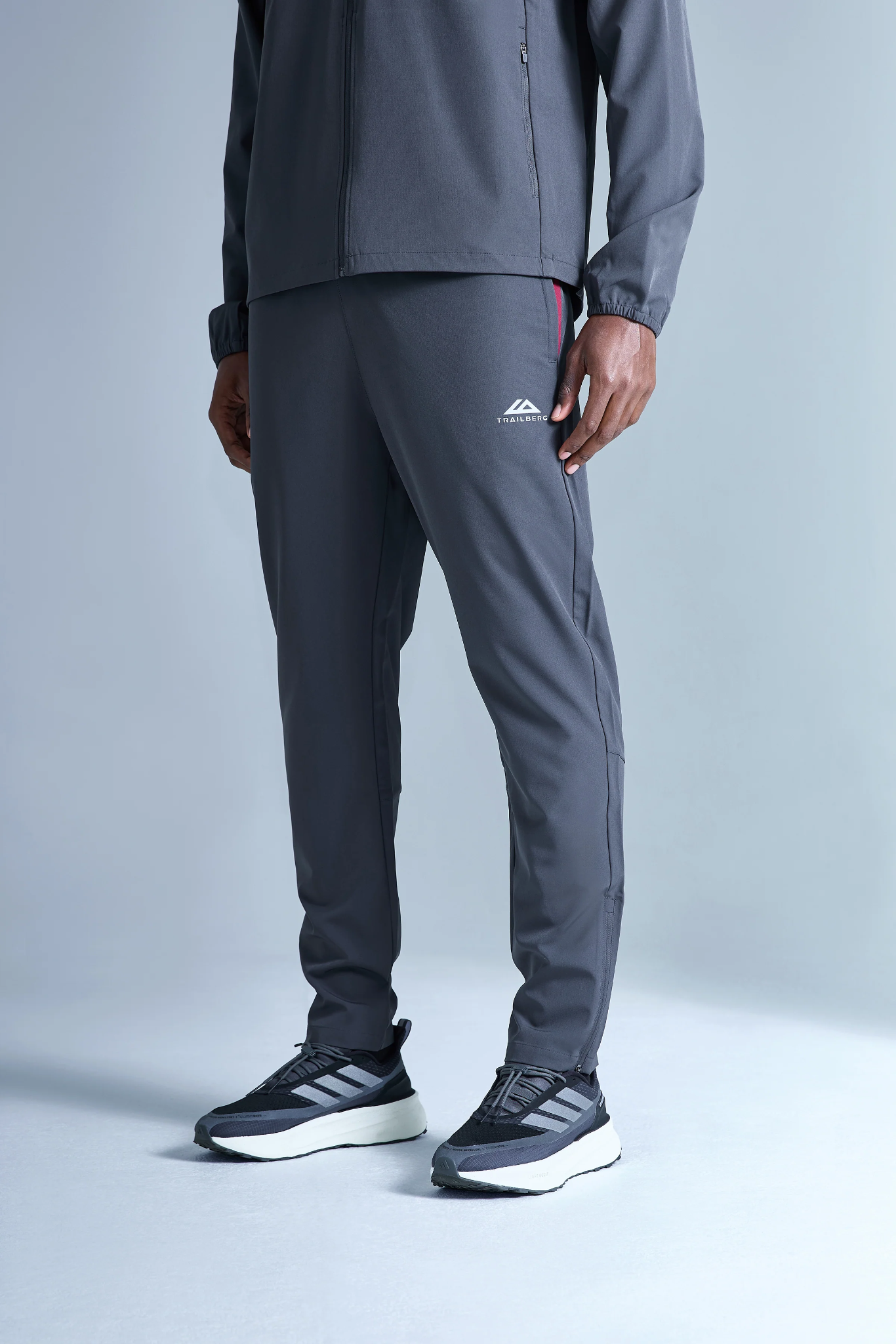 Trailberg AW25 Cloud Tracksuit - Crimson Velvet/Volcano Grey