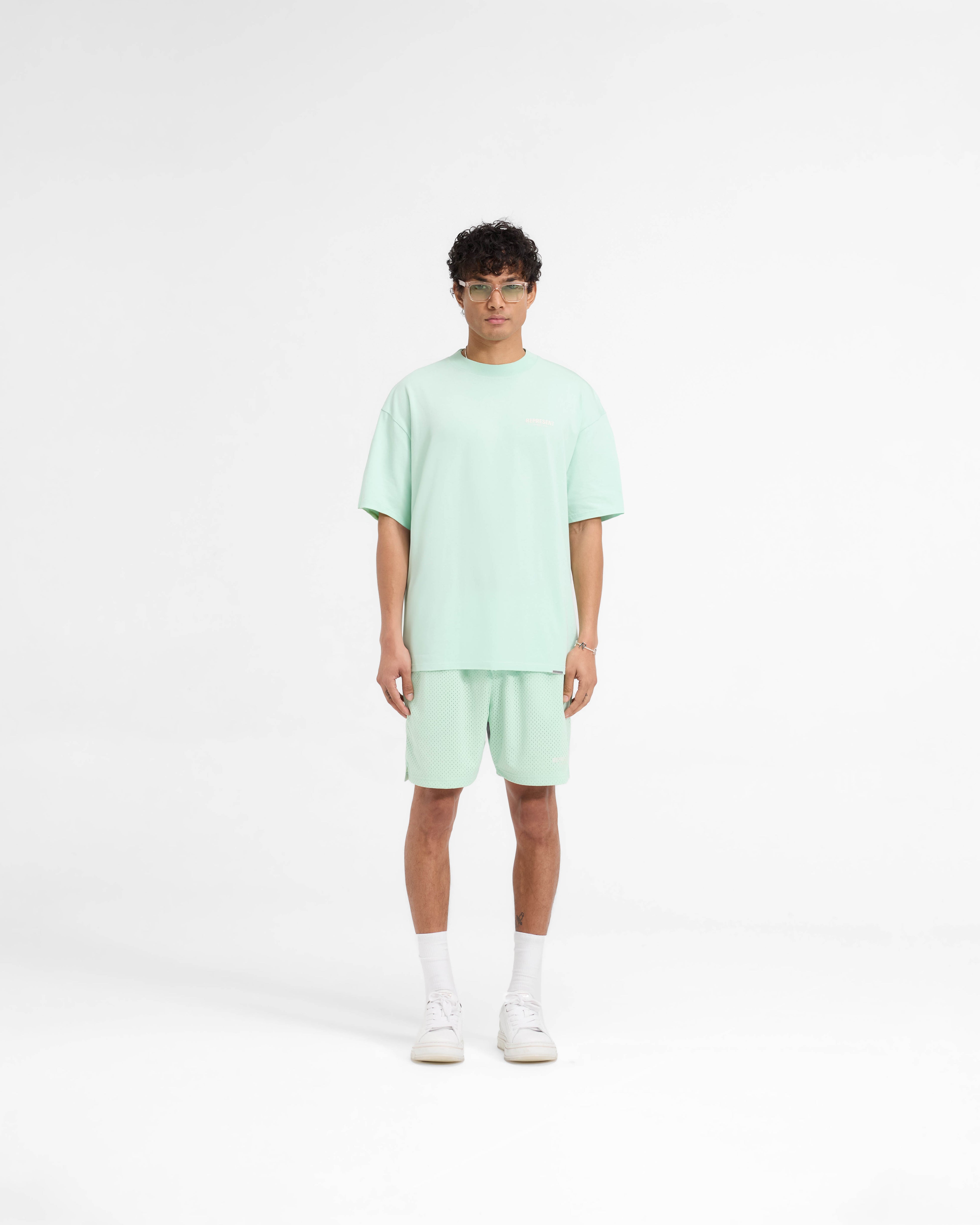Represent Owners Club T-Shirt Pistachio - Exceed Exclusive