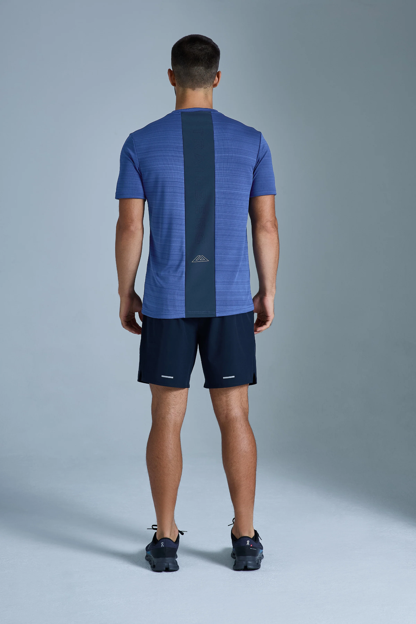 Trailberg AW25 Cloud Tee - Chroma Blue/Deep Ocean