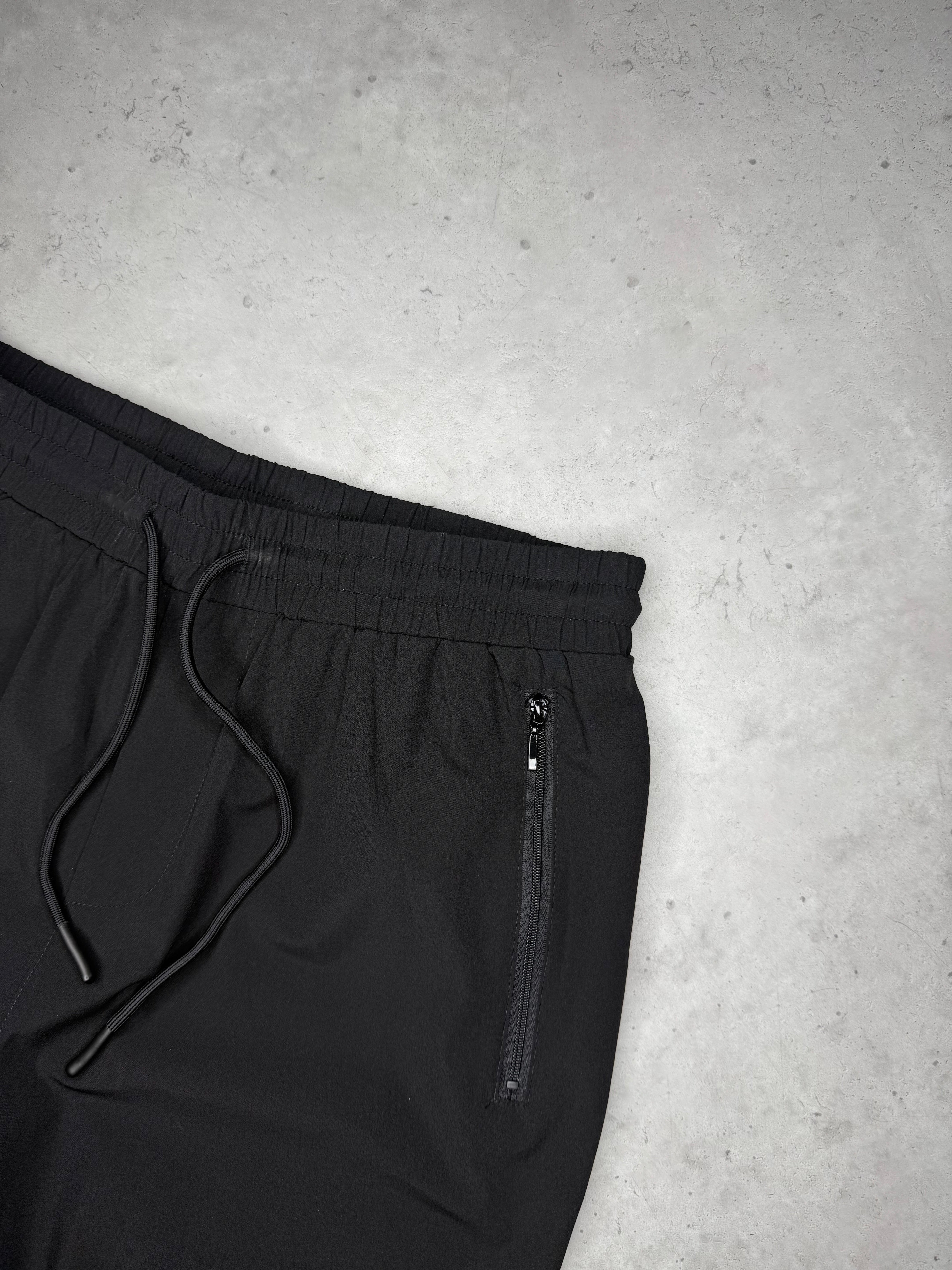 Exceed Tech Pant - Black