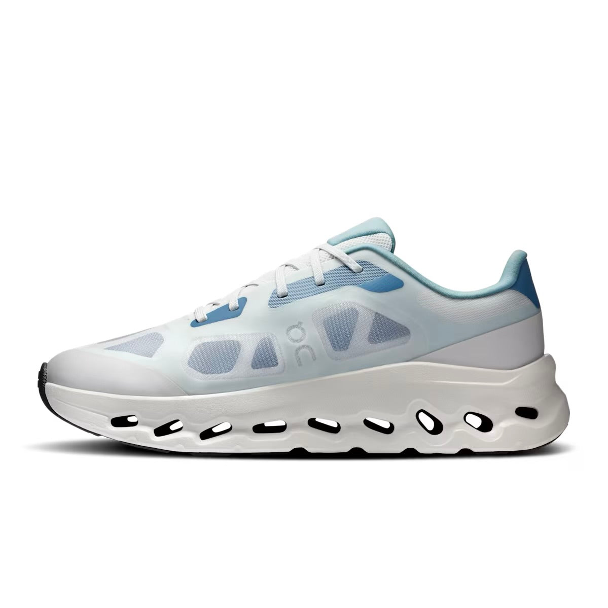 On Cloudtilt Remix Glacier/Storm Trainers