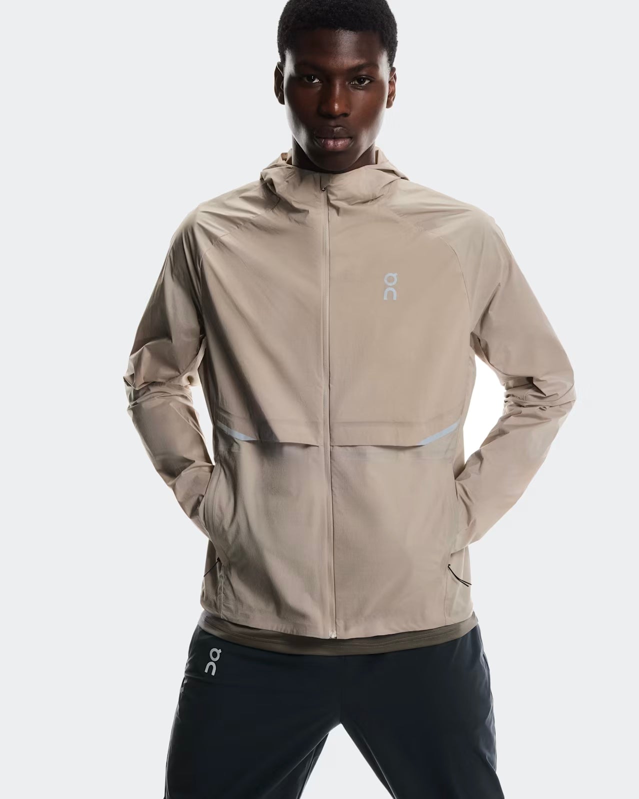 On Running Core Jacket Desert