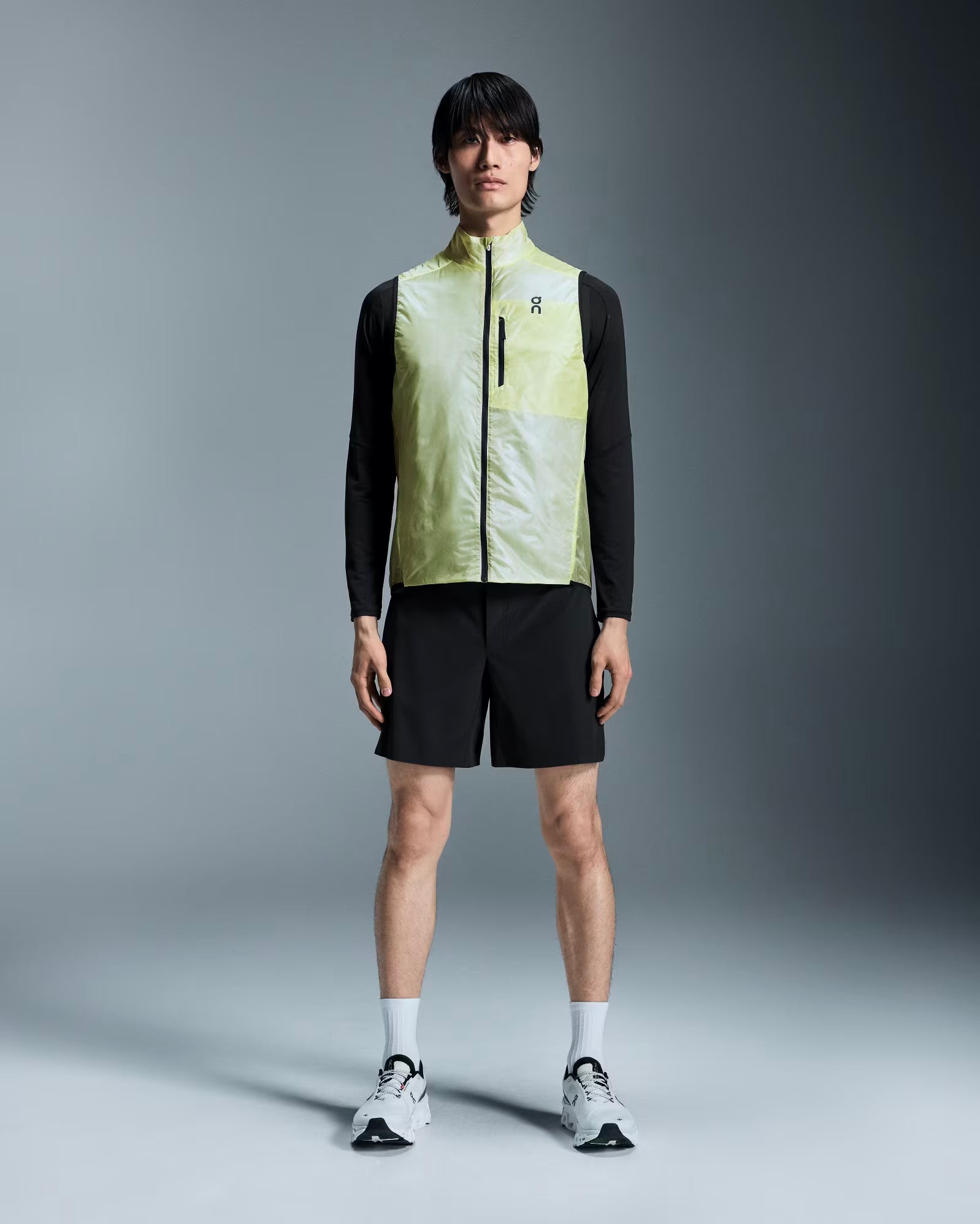 On Running Weather Vest Hay