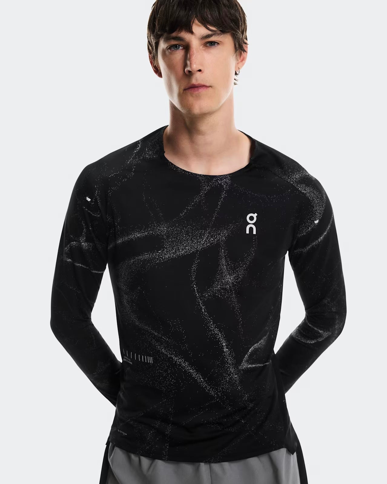 On Running Performance Long T-Shirt Lumos Black