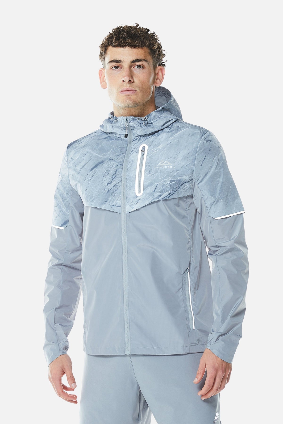 Trailberg Slate Windbreaker - Frosted Fog