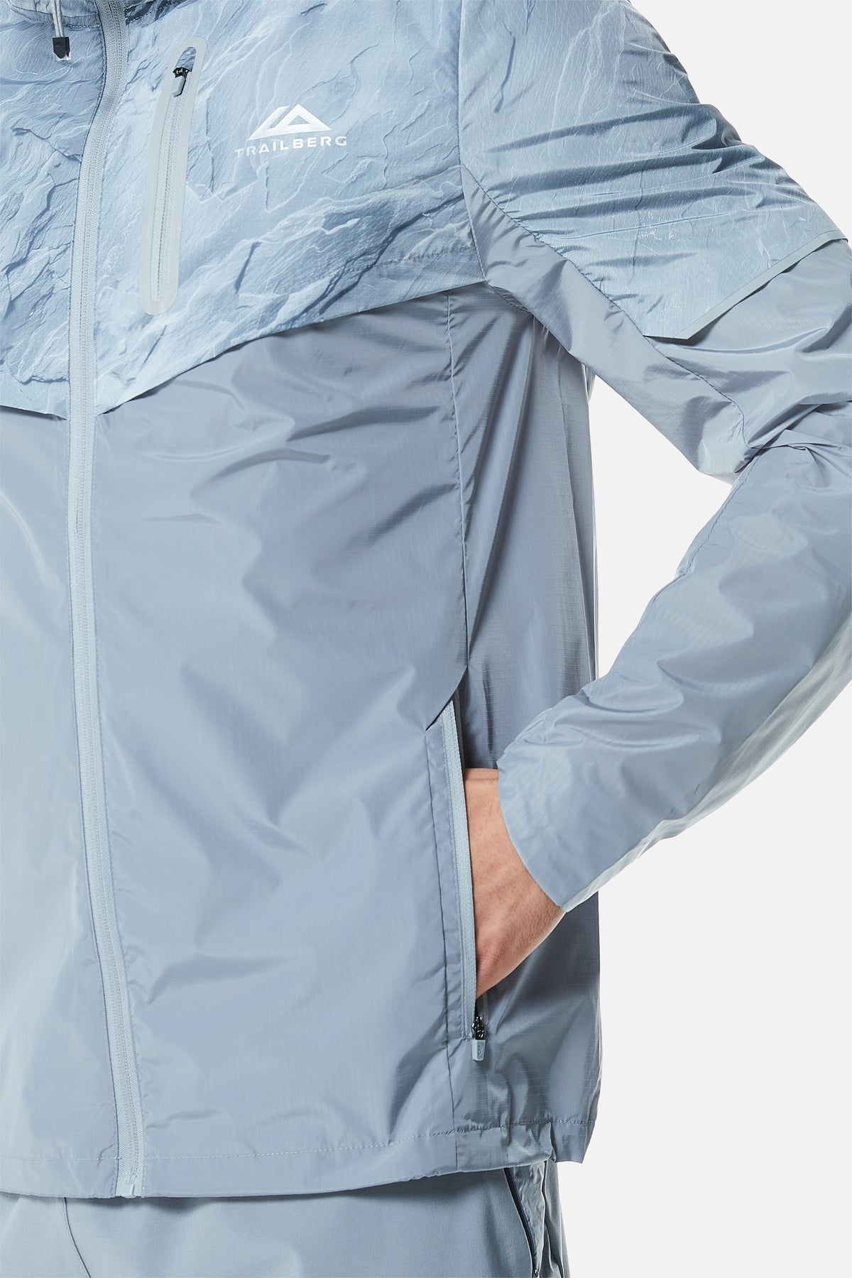 Trailberg Slate Windbreaker - Frosted Fog