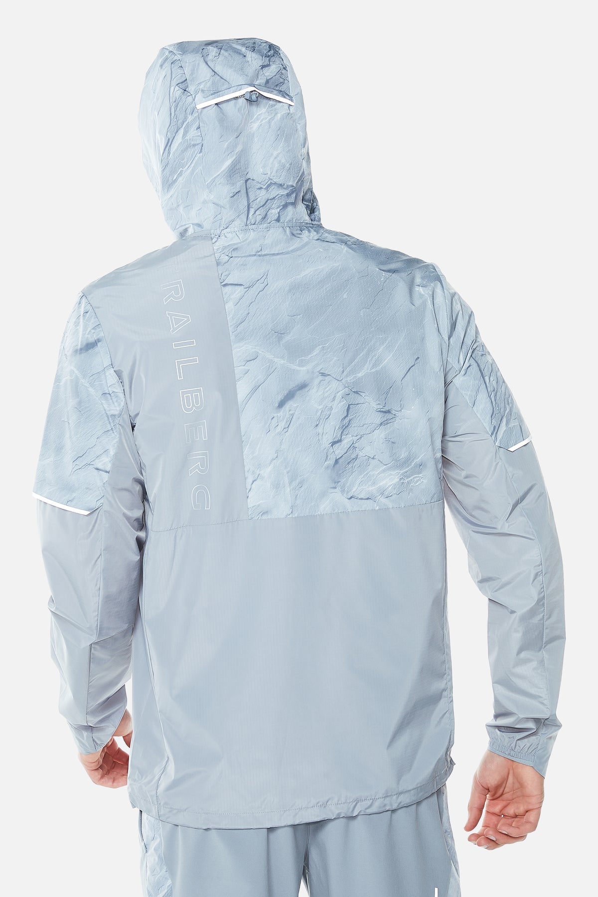 Trailberg Slate Windbreaker - Frosted Fog