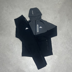 Trailberg AW25 Cloud Tracksuit - Black/Volcano Grey