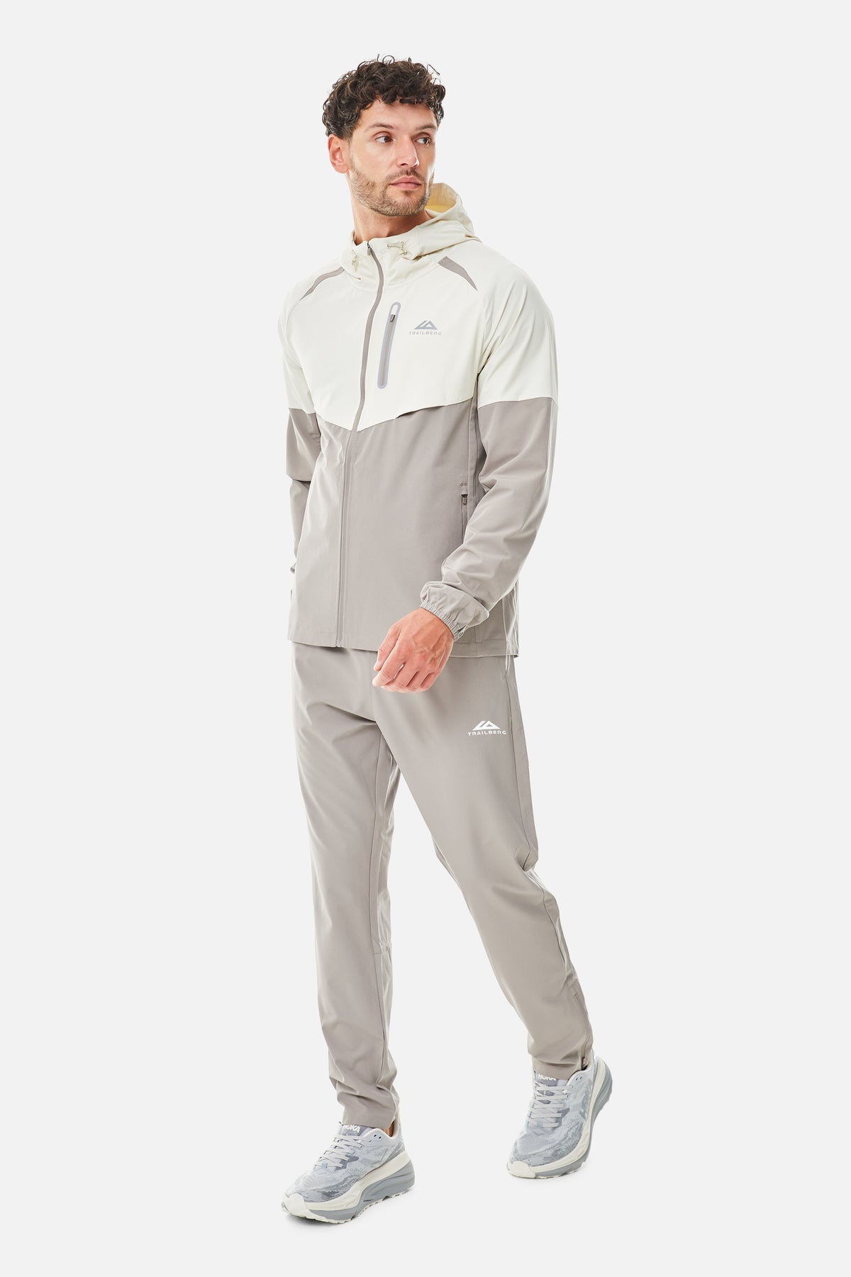 Trailberg AW25 Cloud Tracksuit - Pale Taupe/Dune White