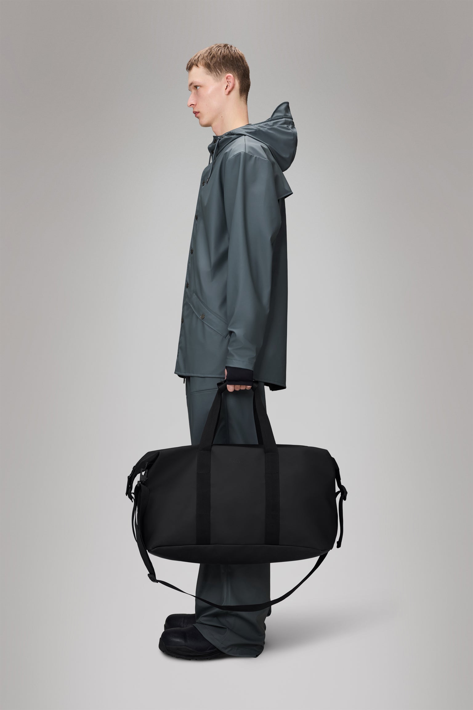 Rains Hilo Weekend Bag - Black