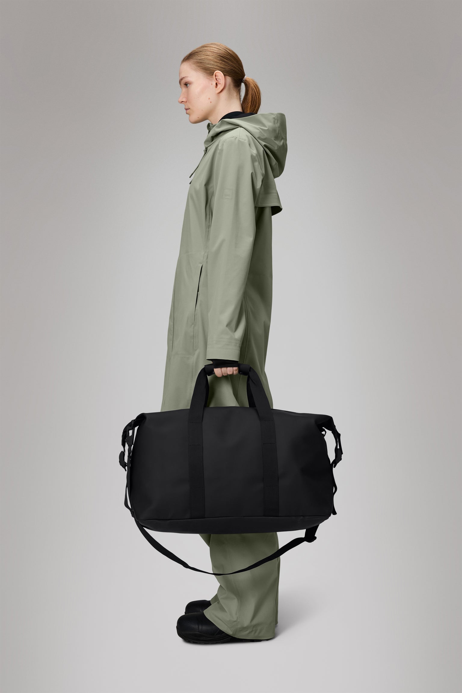 Rains Hilo Weekend Bag - Black