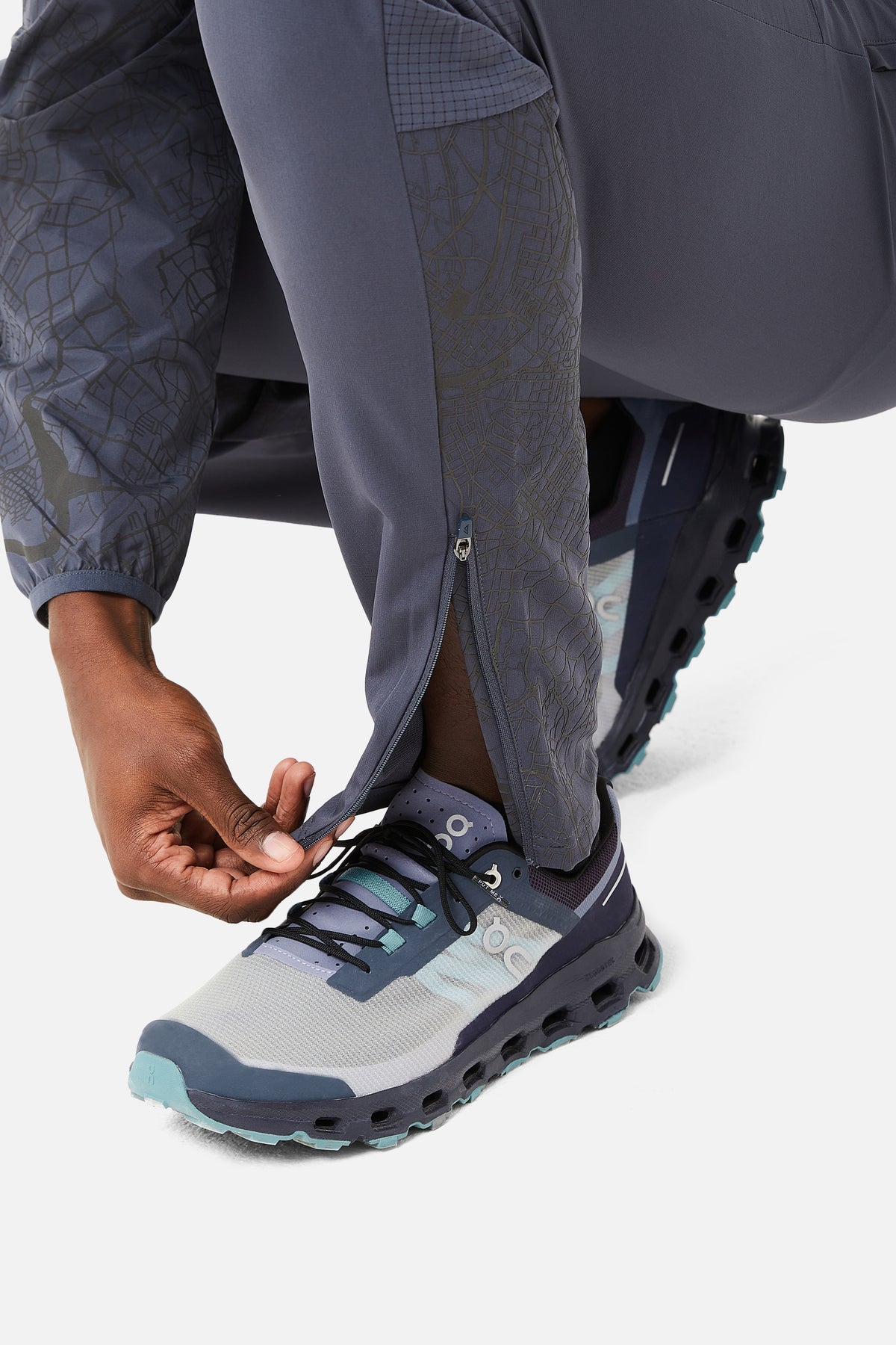 Trailberg AW24 Geneva Tracksuit - Ombre Blue