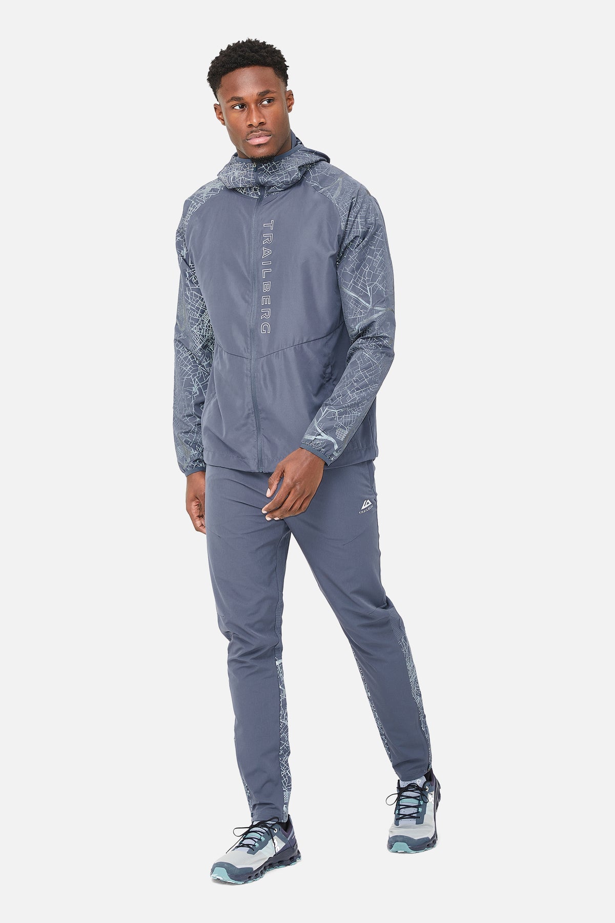 Trailberg AW24 Geneva Tracksuit - Ombre Blue