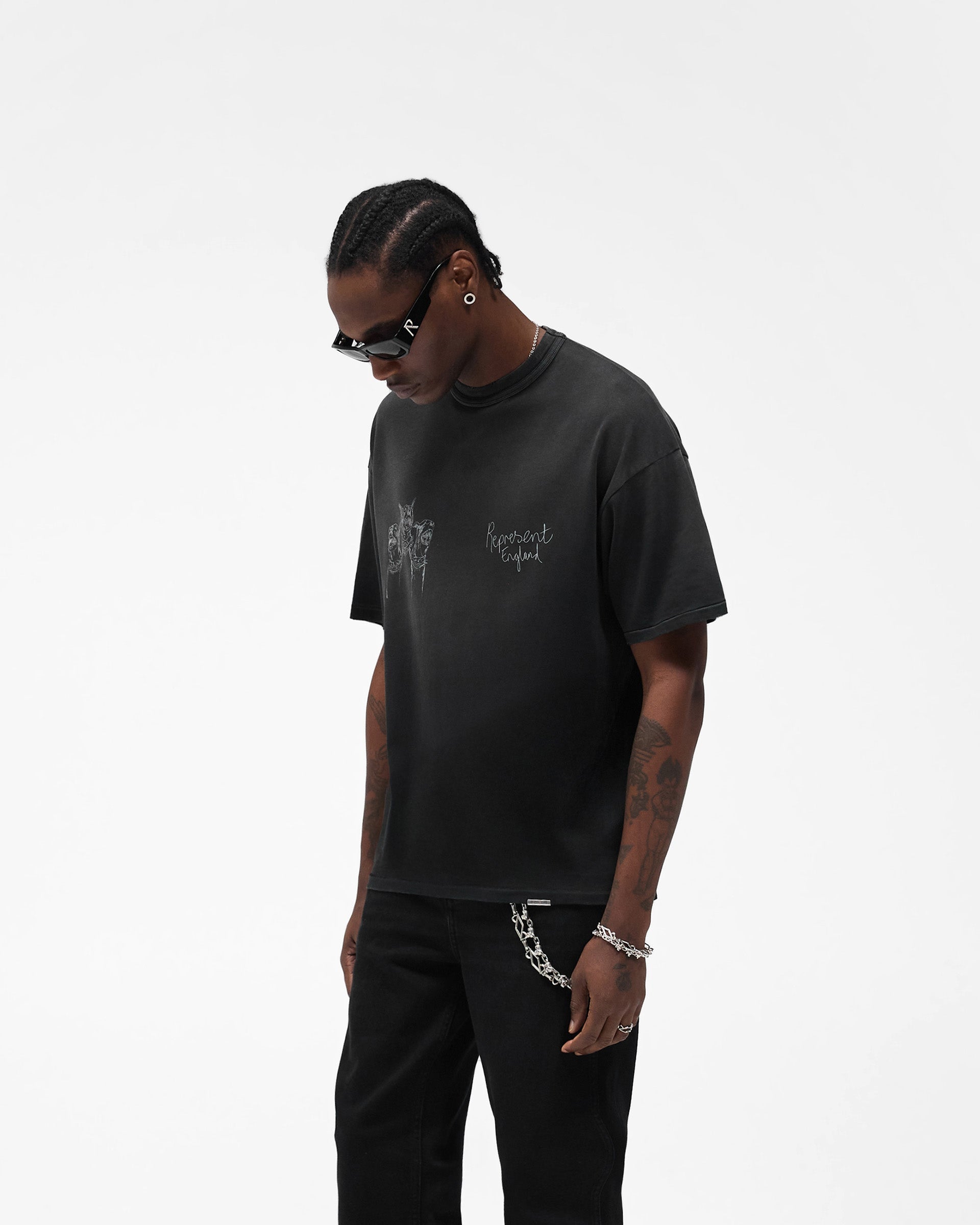 Represent Hand Drawn Thoroughbred T-Shirt Aged Black