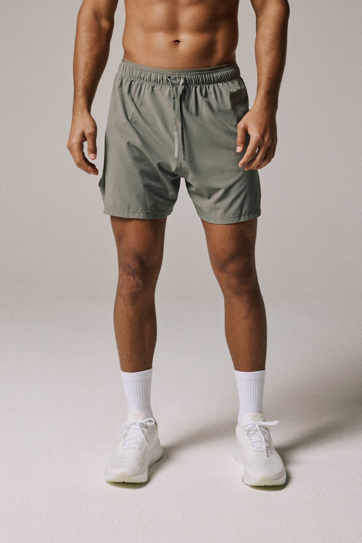Condition Aero Short Silver Sage