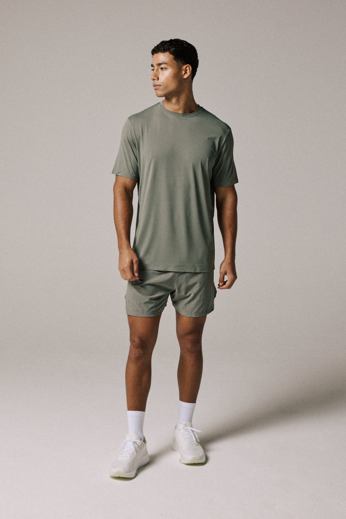 Condition Aero Short Silver Sage