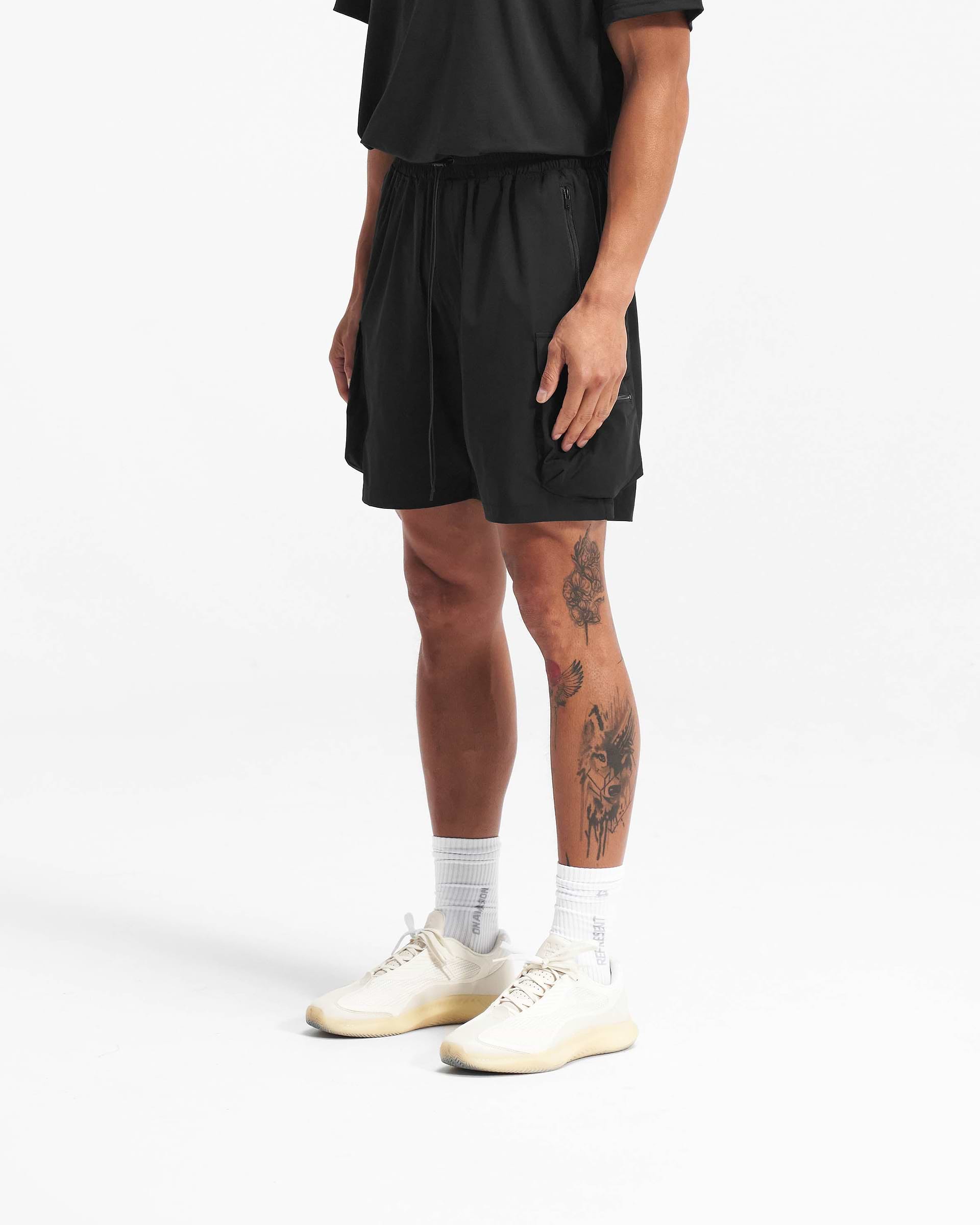 Represent 247 Shorts - Black