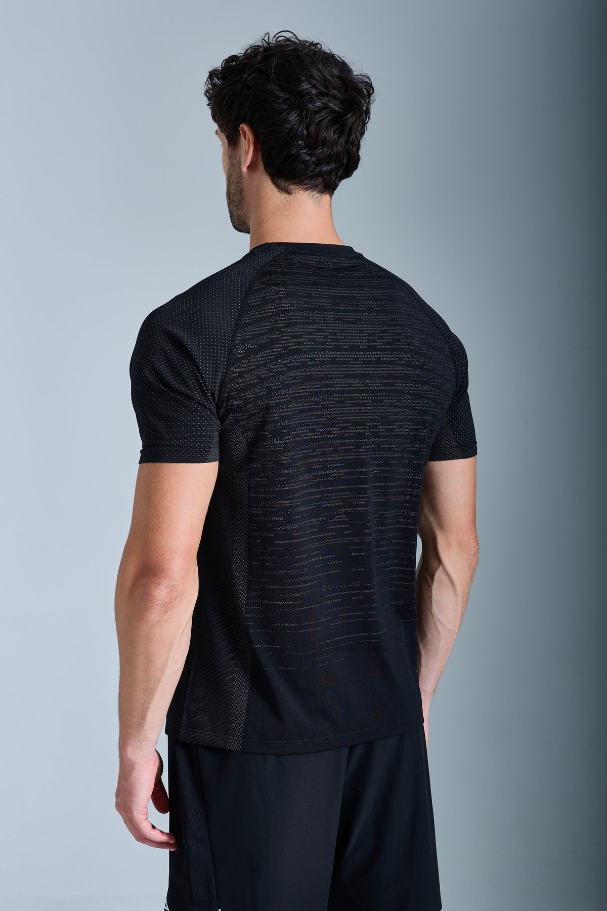 Trailberg Form Seamless Tee - Black / Moon Grey