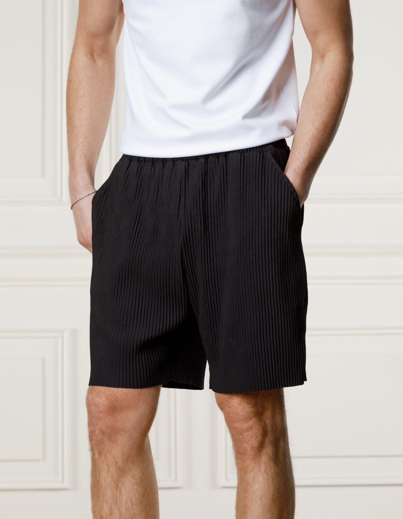 Bélier Black Pleated Short