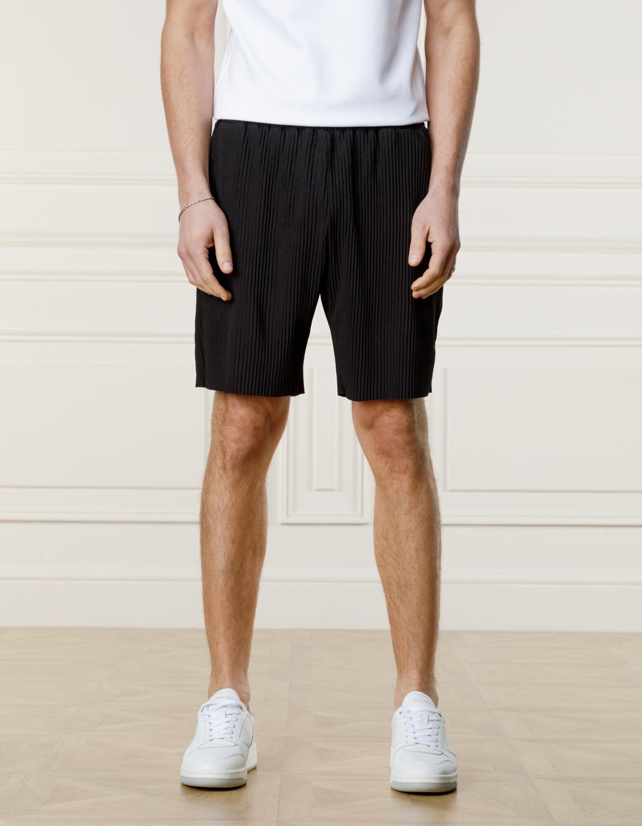 Bélier Black Pleated Short