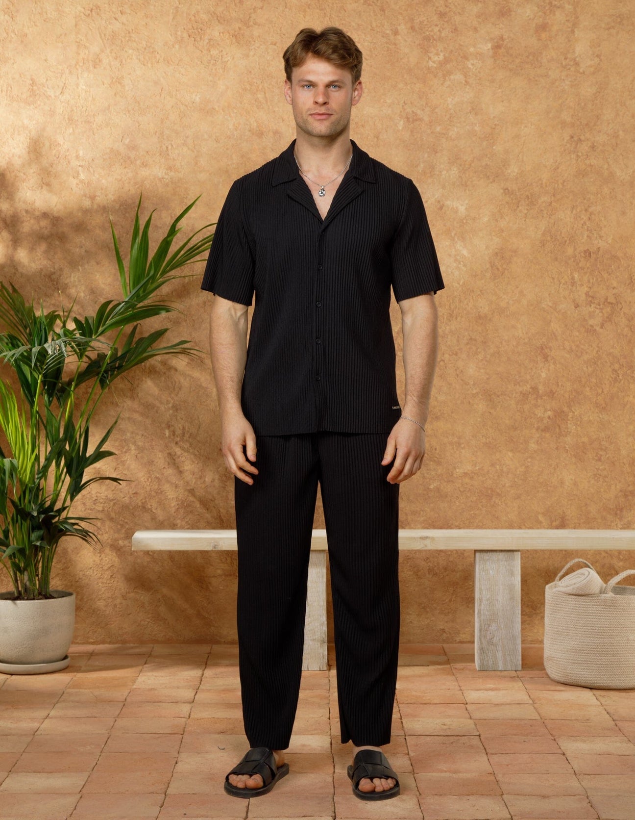 Bélier Black Pleated S/S Shirt