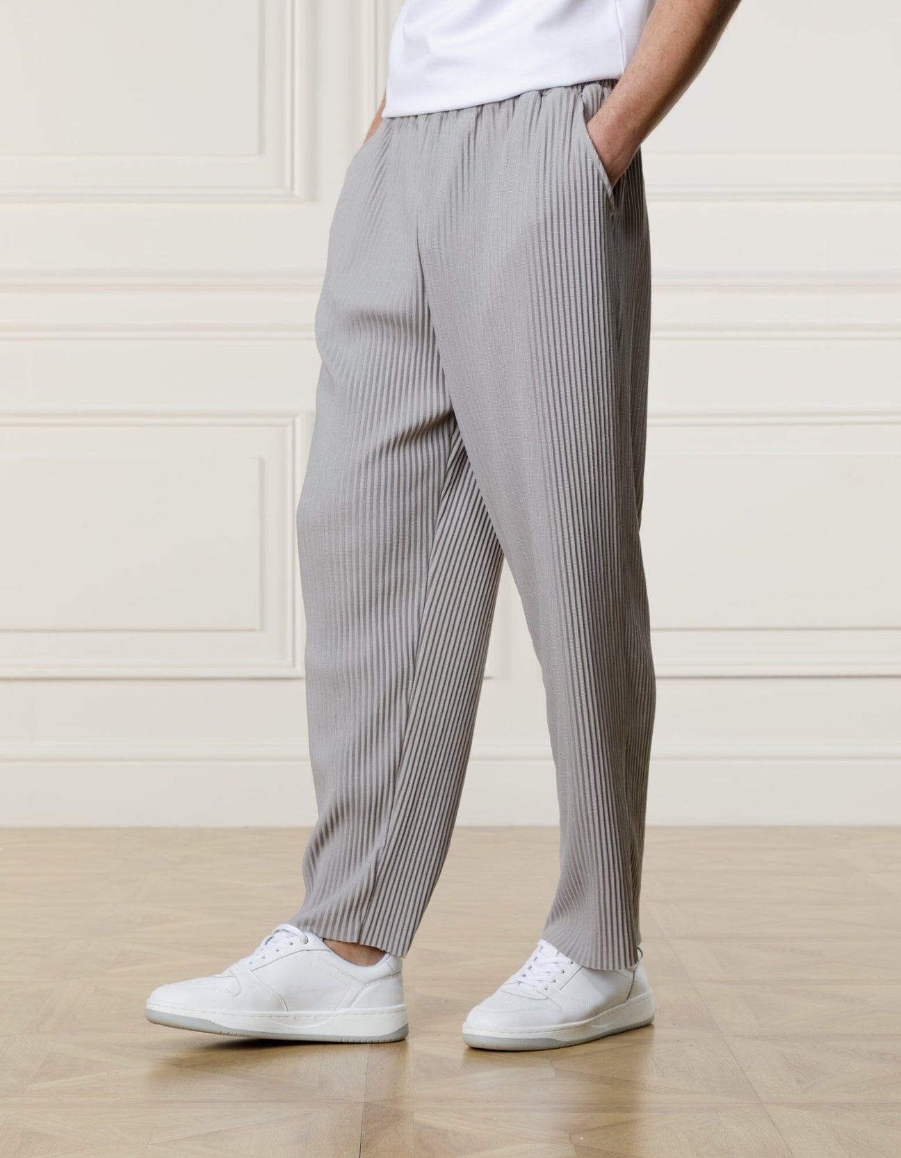 Bélier Grey Pleated Trouser