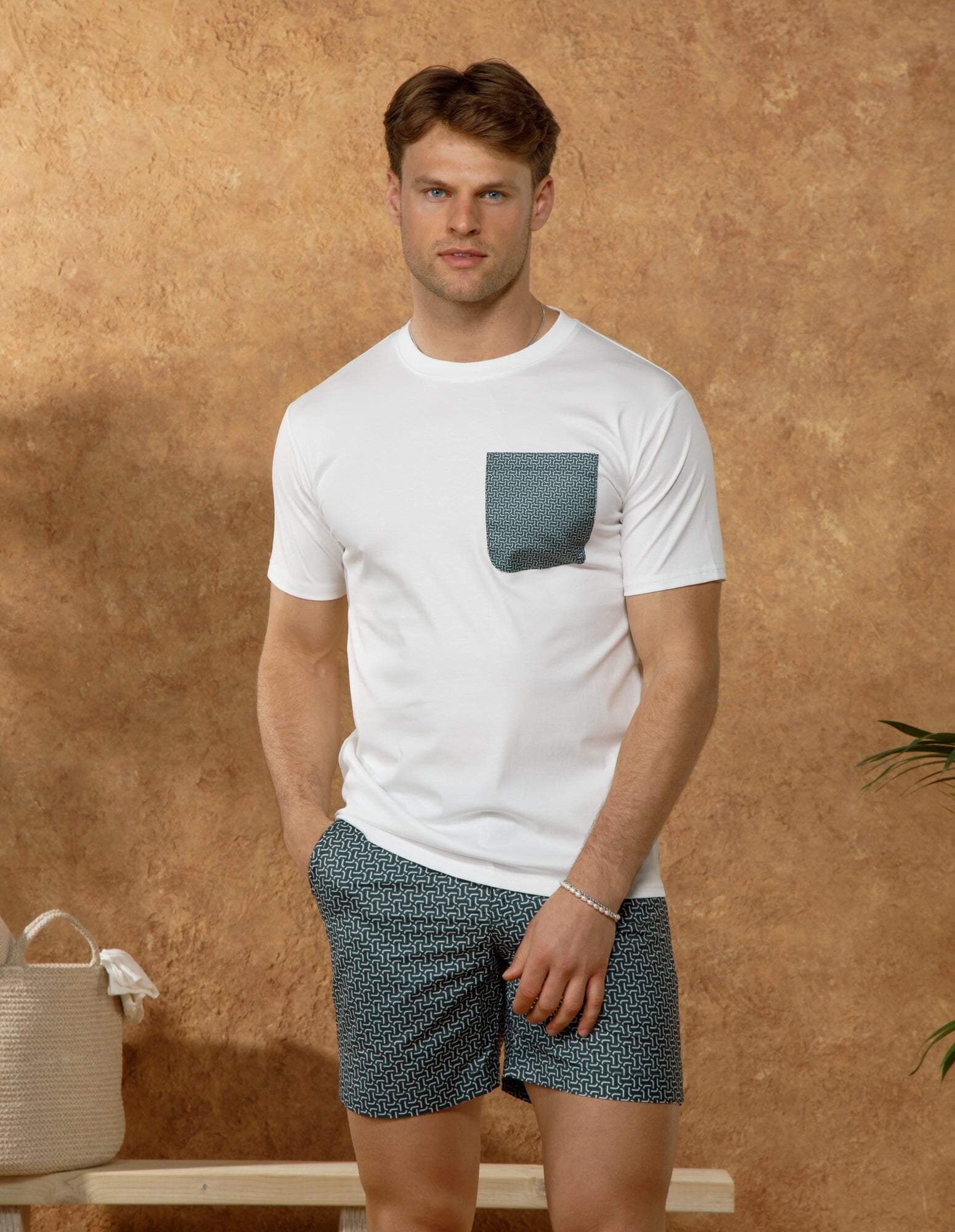 Bélier White/Green Pocket T-Shirt