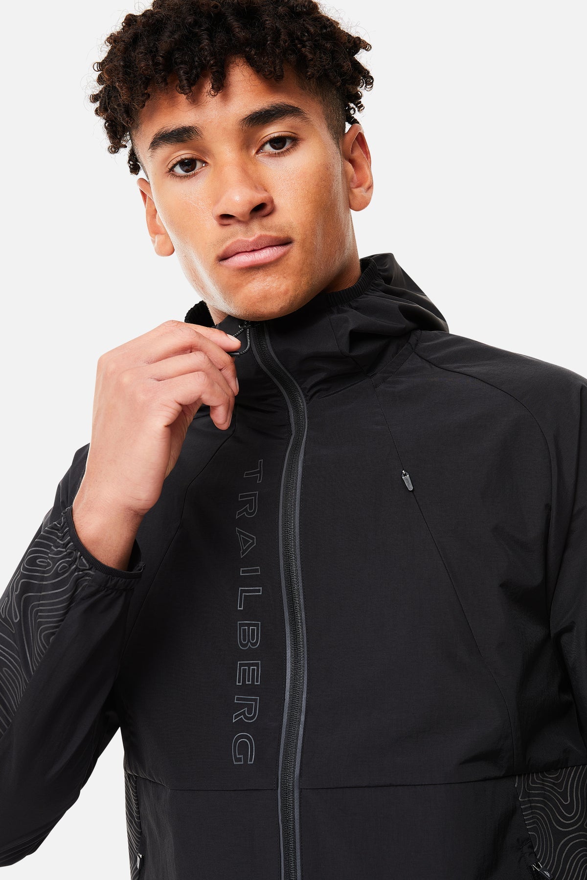 Trailberg Geo Windbreaker - Black
