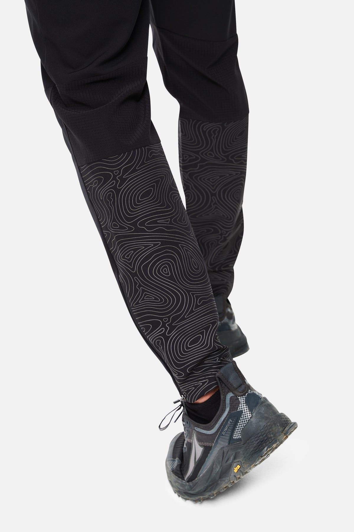 Trailberg Geo Tracksuit - Black