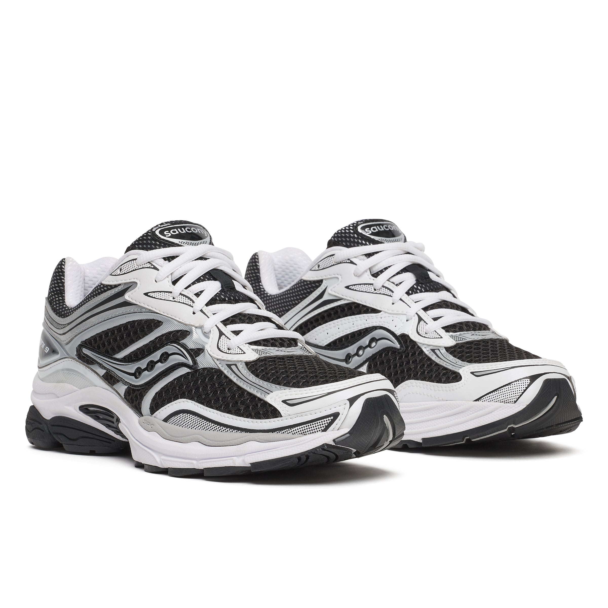 Saucony ProGrid Omni 9 Black / White