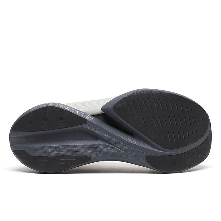 Saucony Endorphin Elite 2 Fog Cinder 