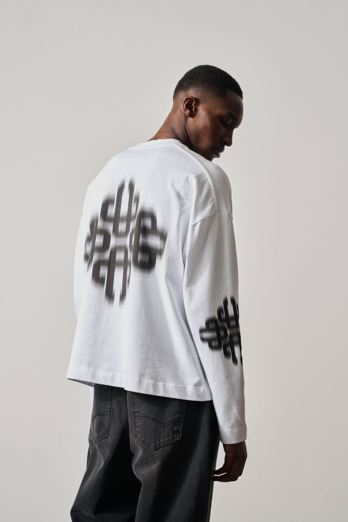 Couture Club Motion Blurred Long Sleeve T-Shirt - White