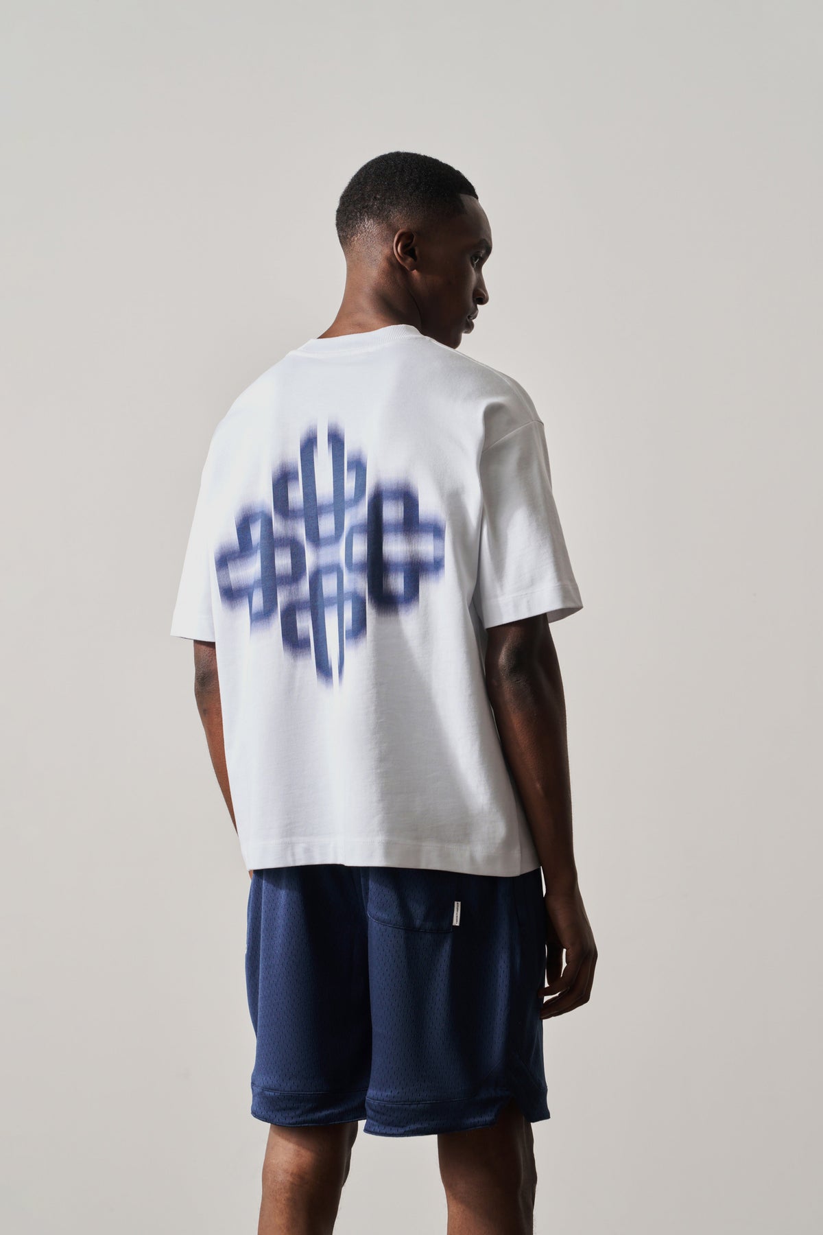 Couture Club Motion Blurred Emblem T-Shirt - Navy
